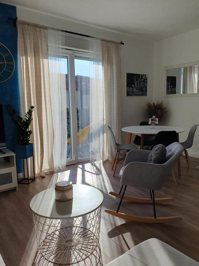 Apartment Marlena Mokošica Eksteriør bilde