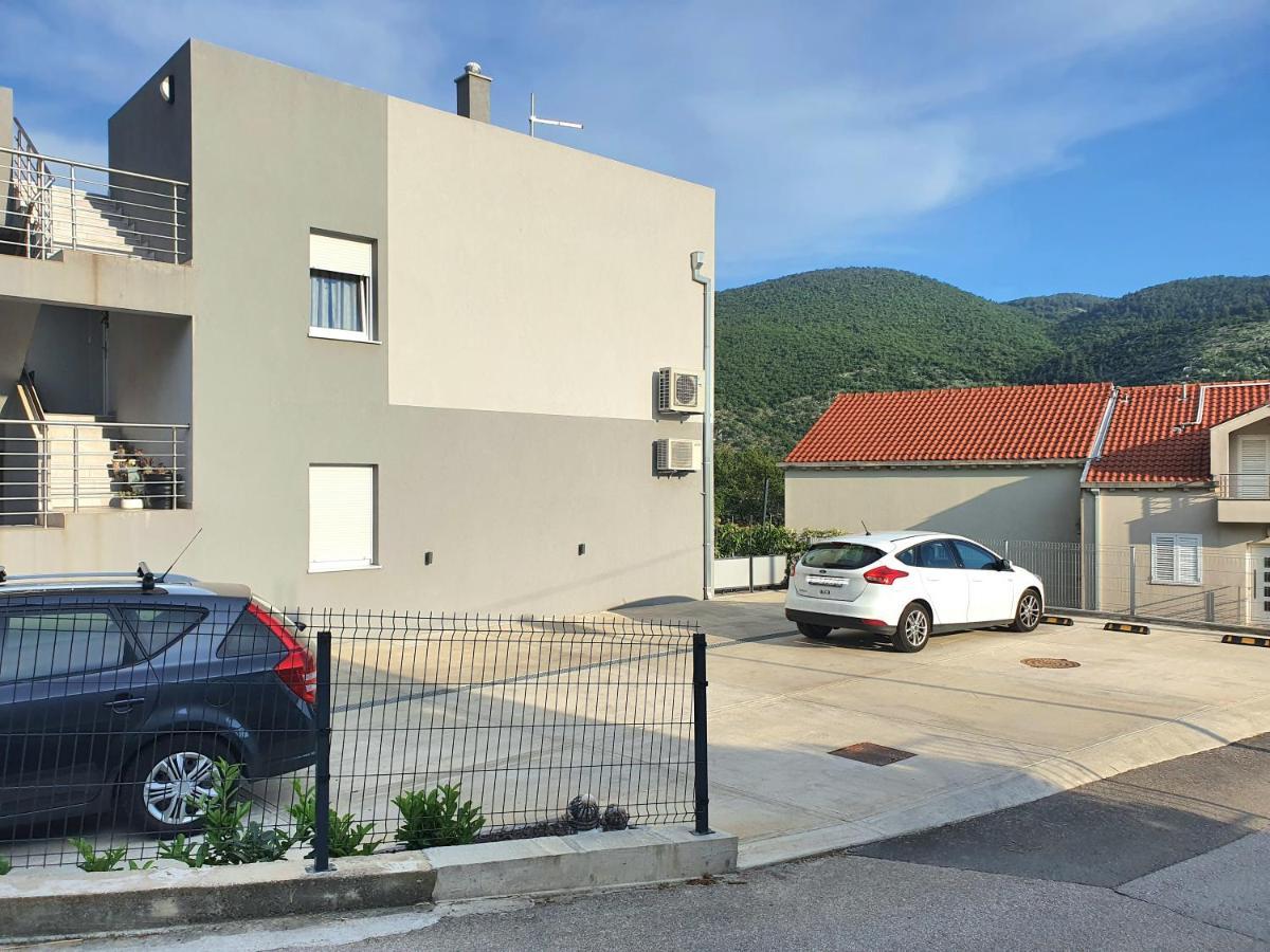 Apartment Marlena Mokošica Eksteriør bilde