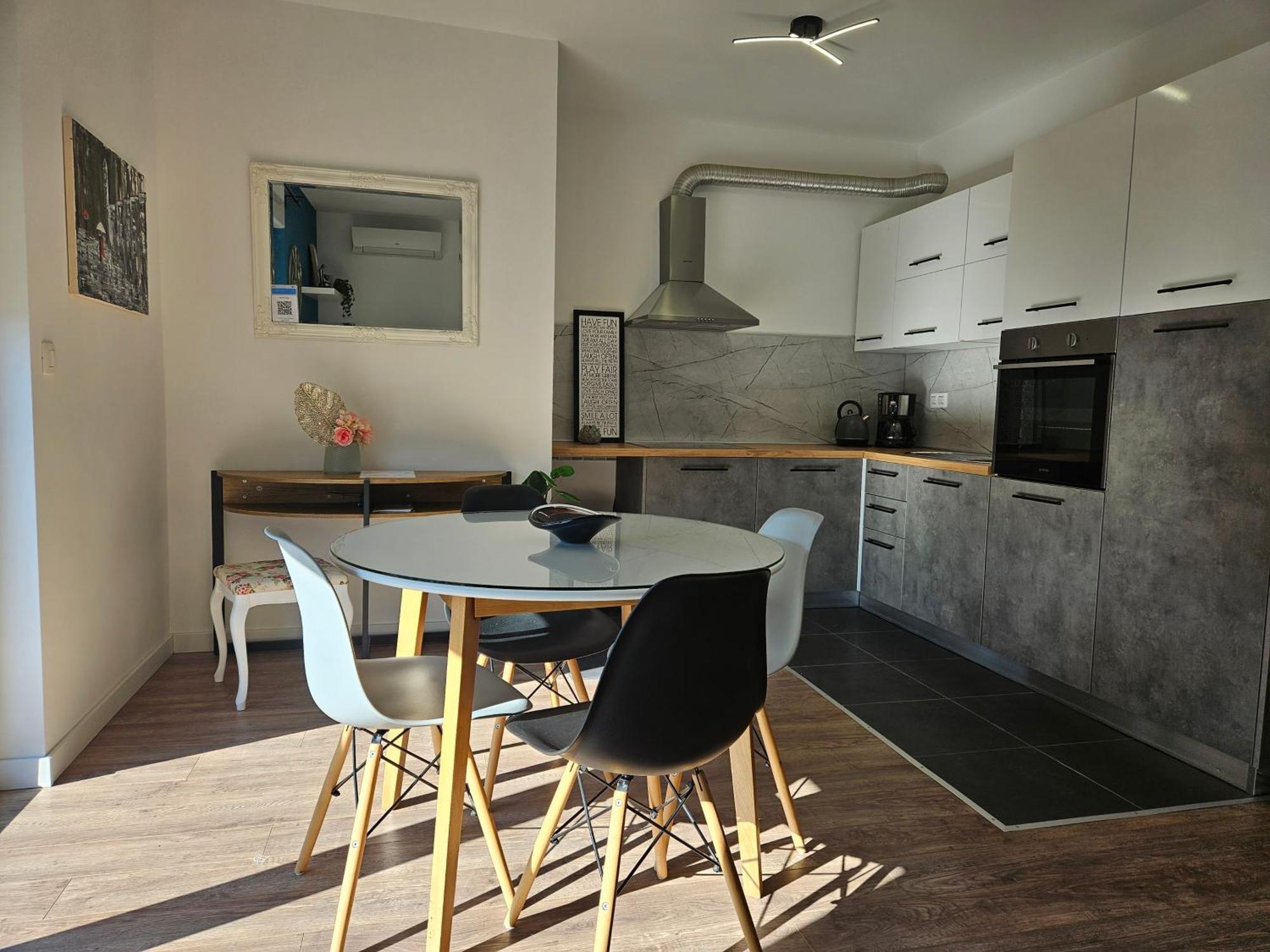 Apartment Marlena Mokošica Eksteriør bilde
